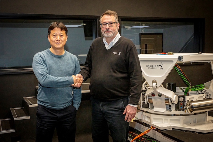 Jack Tan, general manager of Zeer (left) with Kia Cammaerts, technical director of Ansible Motion